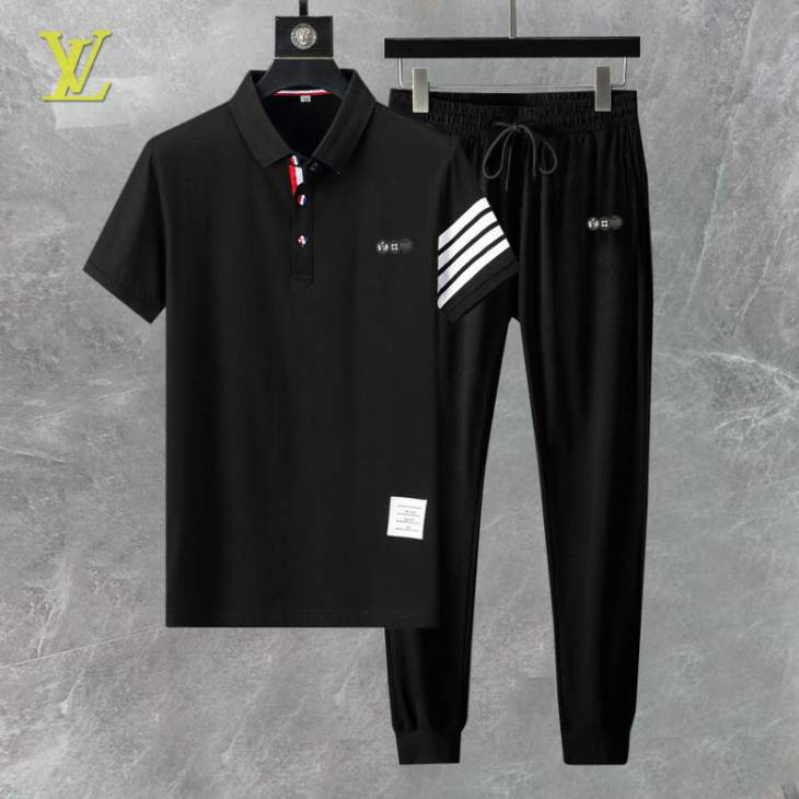 Picture of LV Shirt Pant Suits _SKULVM-3XL12yn32222780